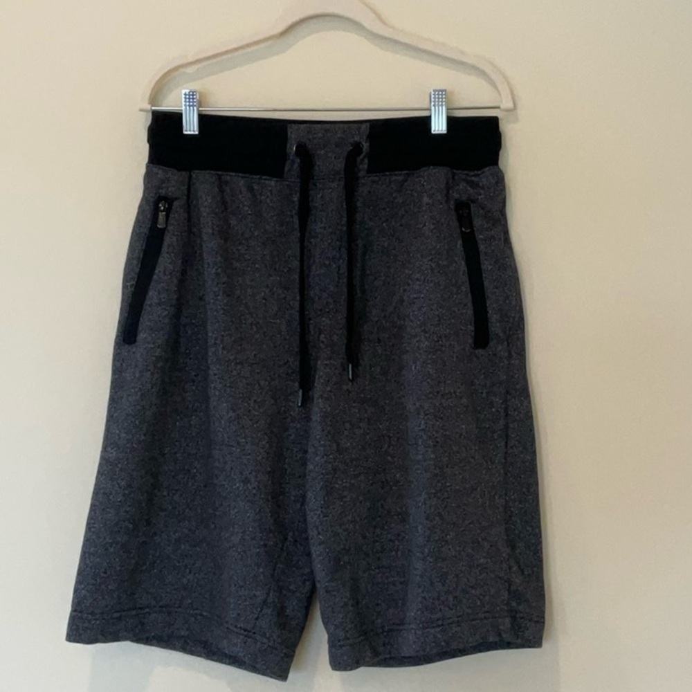 Champs Shorts